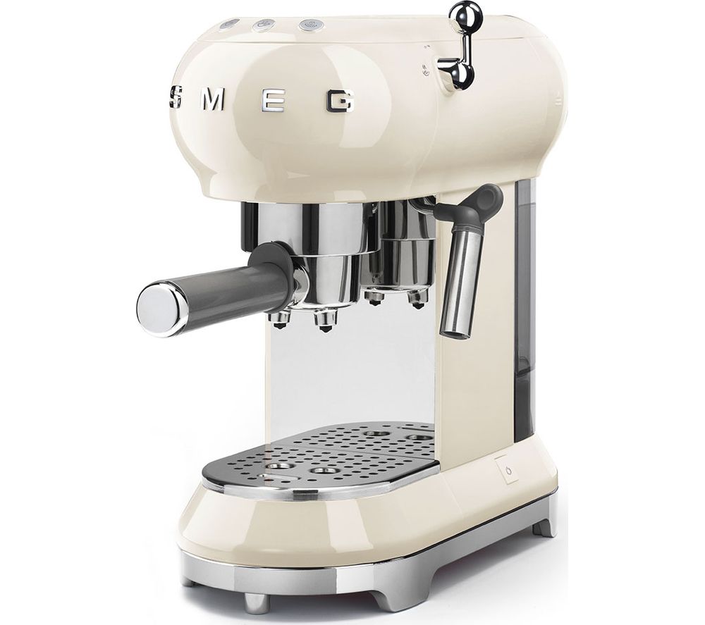 SMEG ECF01CRUK Coffee Machine Reviews